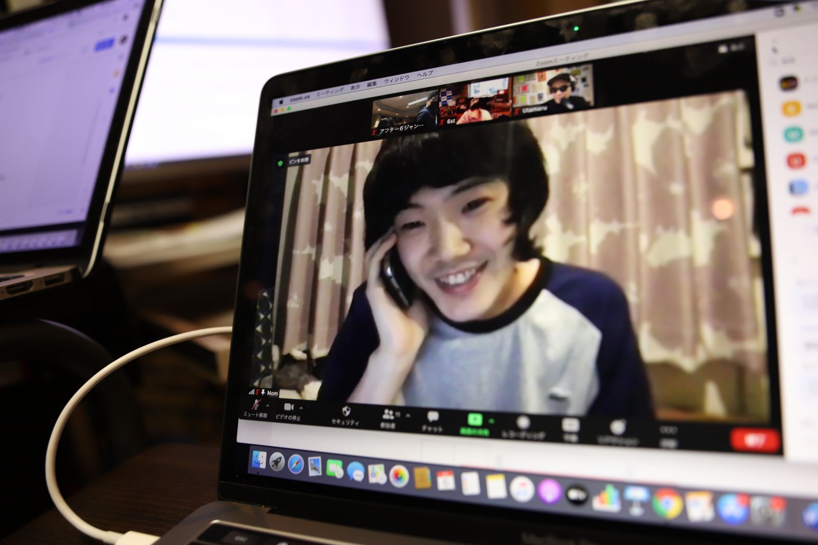 Mom、ラジオのライブで披露した革命的な演出。 | TBSラジオ