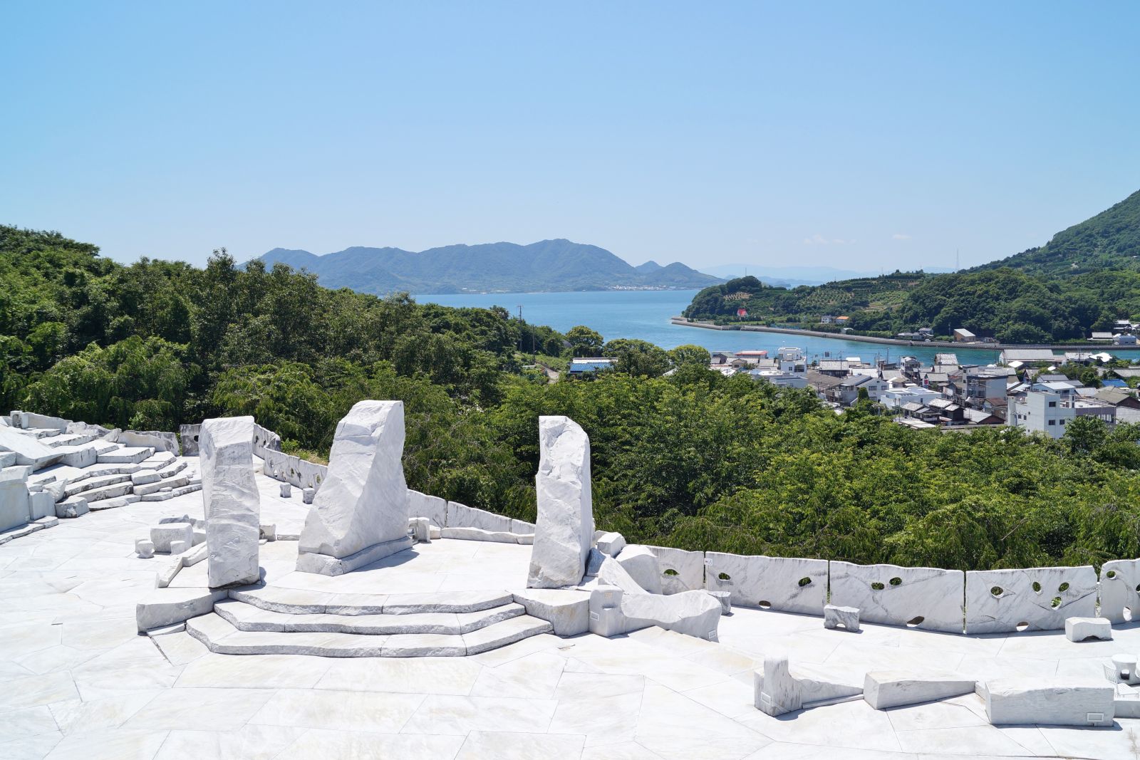 広島県尾道市の寺院にある真っ白な庭園とは トピックス Tbsラジオ Fm90 5 Am954 何かが始まる音がする