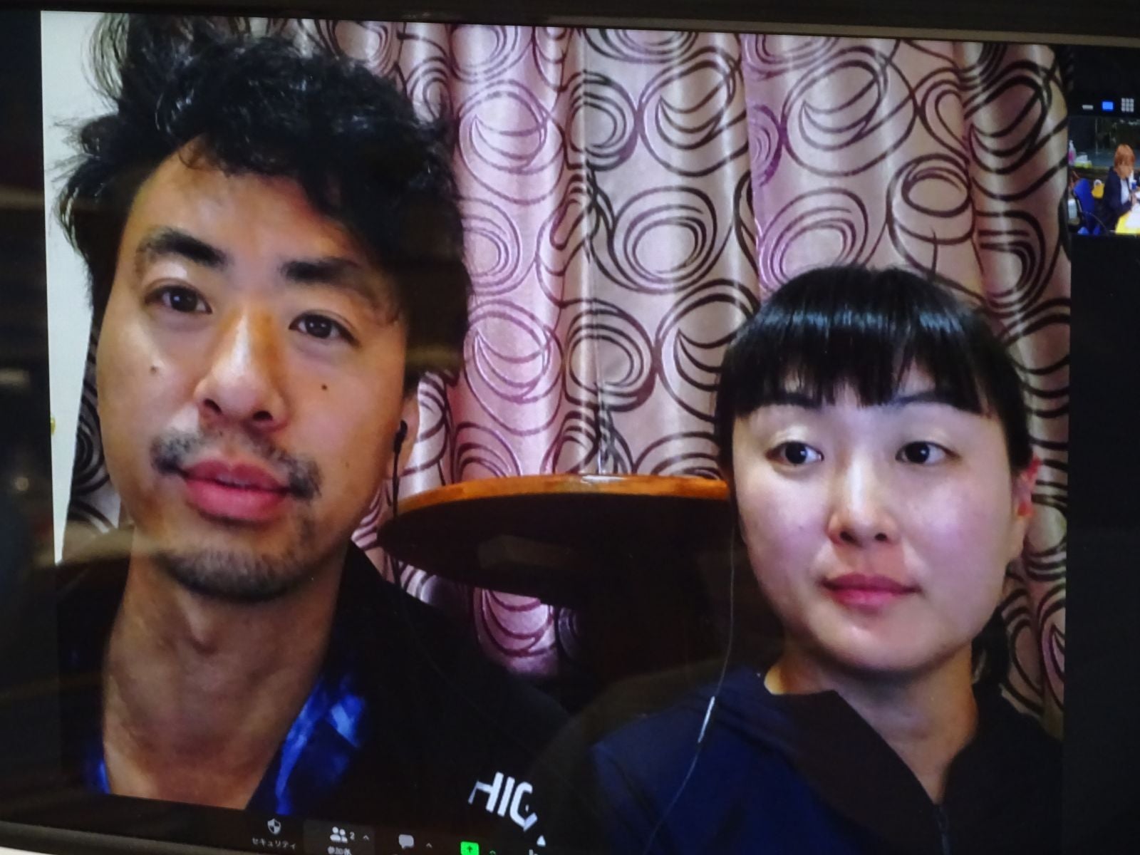 佐藤慧 安田 菜津 紀 結婚