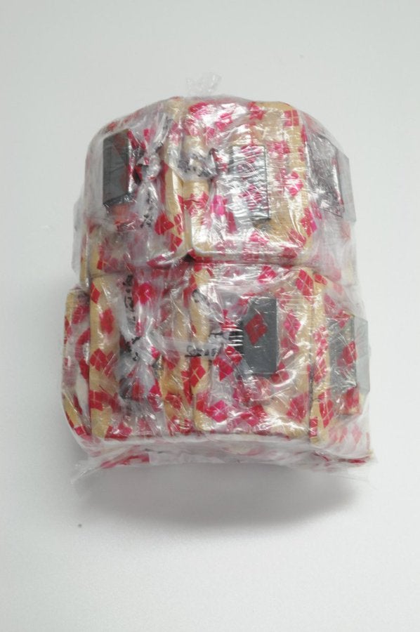 朝2時から人が並ぶ！「信玄餅の詰め放題！」『桔梗信玄餅 工場