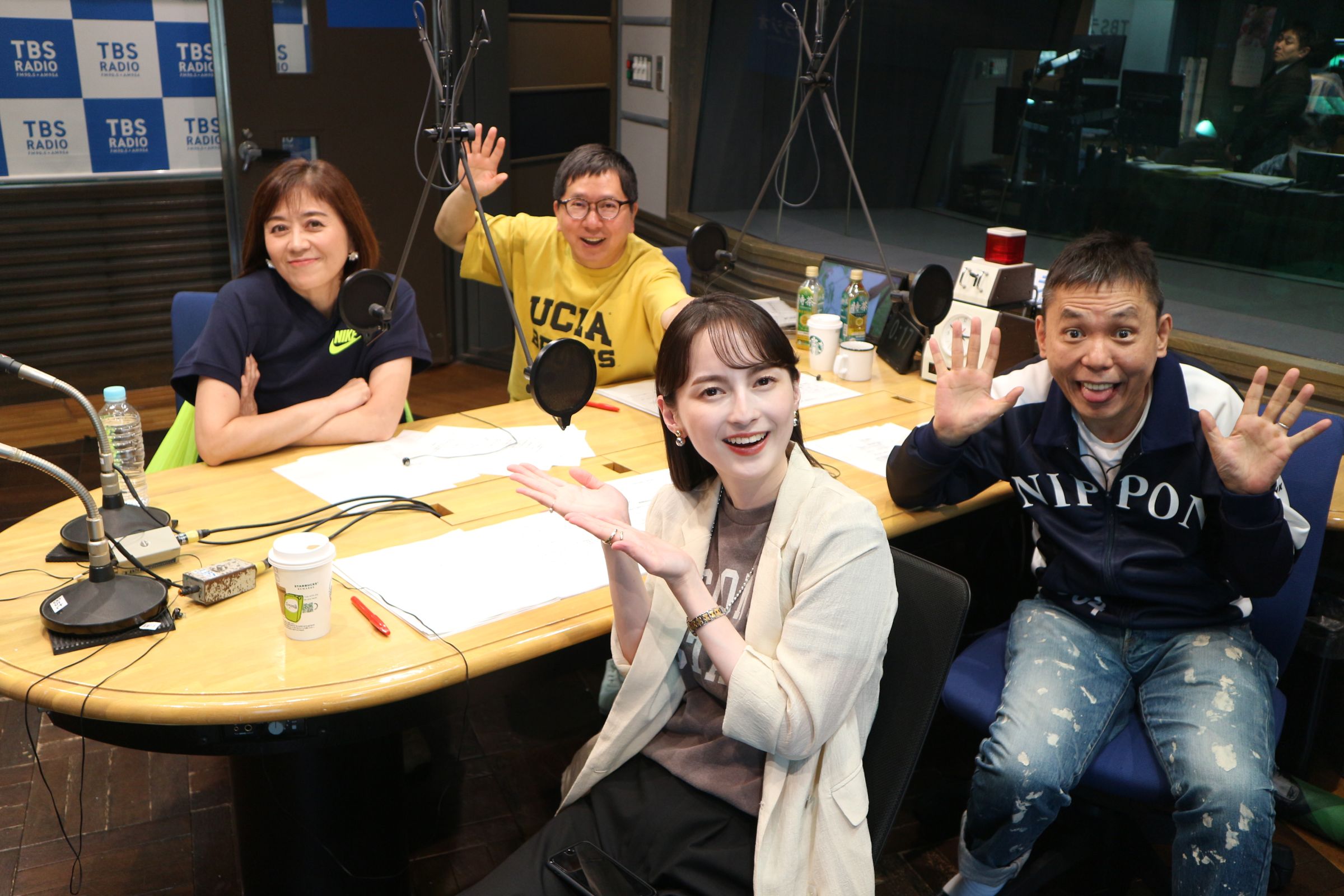 活動歴および当時の関連ビジュアル記録