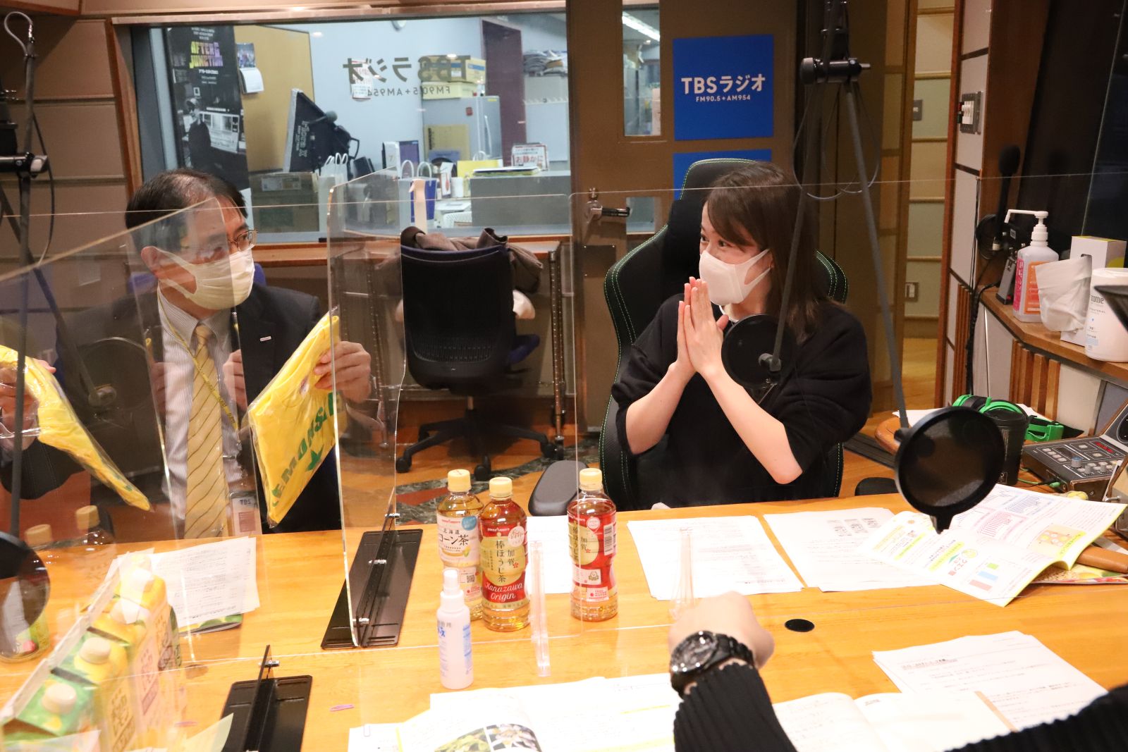 ポッカサッポロ社長が宇内アナにキレートレモン愛飲のお礼で登場