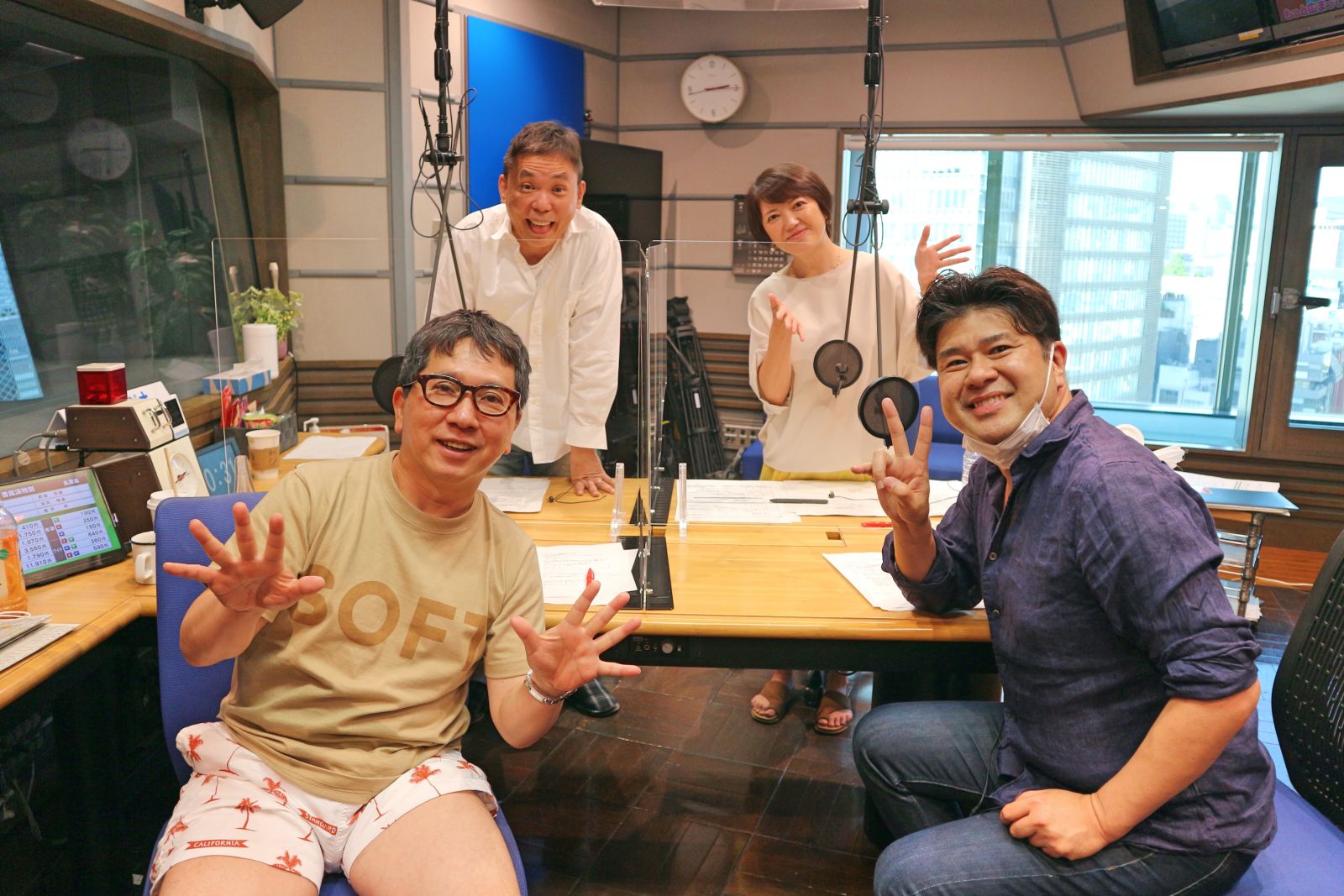 垣花正 アッコさんは本当に機嫌によるんですよ笑 トピックス Tbsラジオ Fm90 5 Am954 何かが始まる音がする
