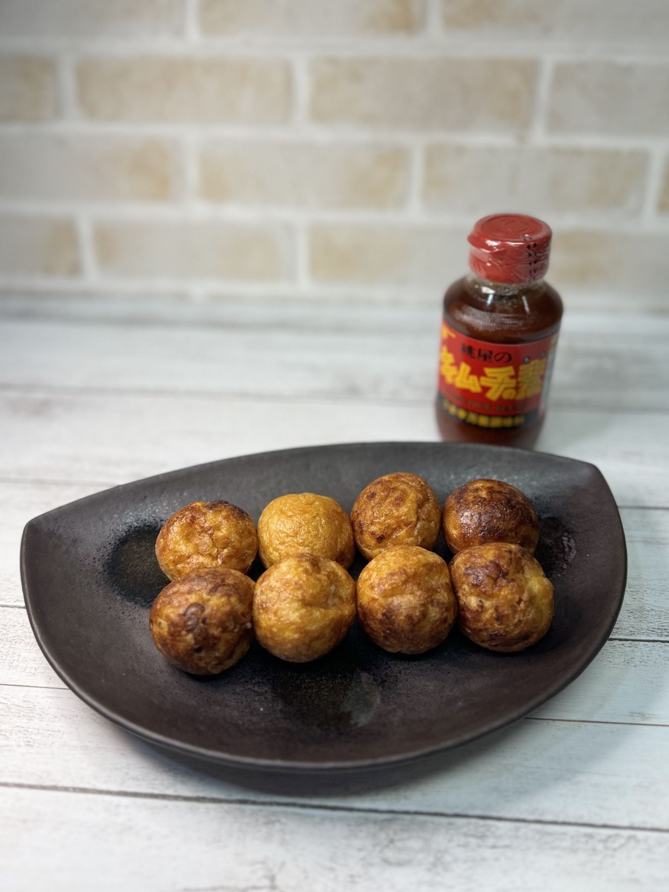 味付けは「キムチの素」だけ！ うま辛たこ焼きに大変身！【キムチ