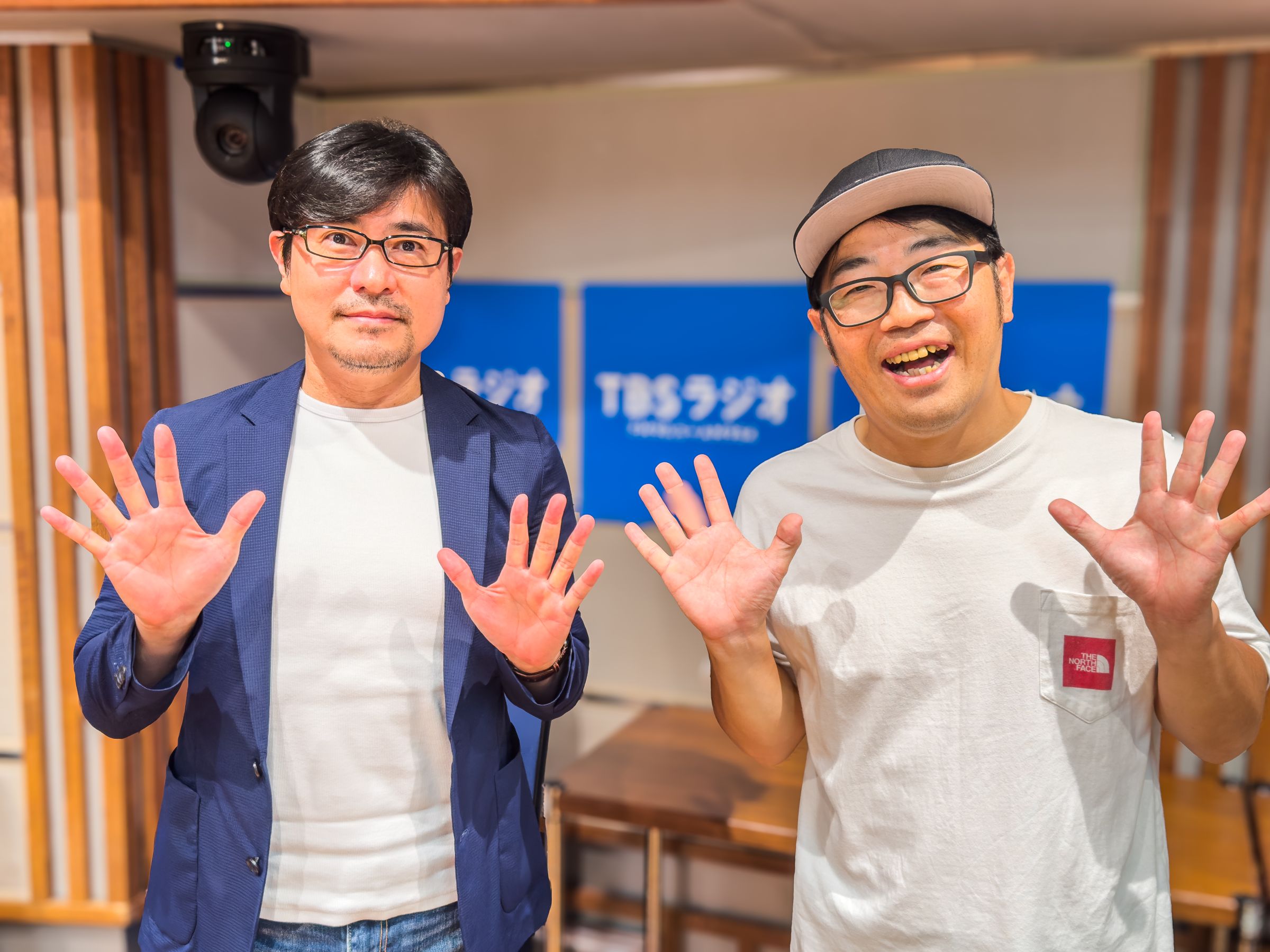 活動歴および当時の関連ビジュアル記録