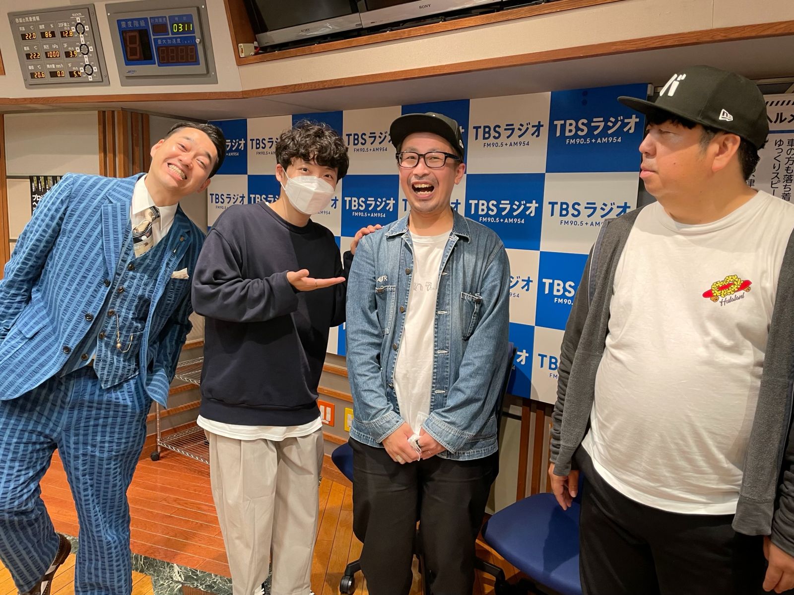 Junk バナナマン 日村誕生日 今年も星野源さんが登場 トピックス Tbsラジオ Fm90 5 Am954 何かが始まる音がする