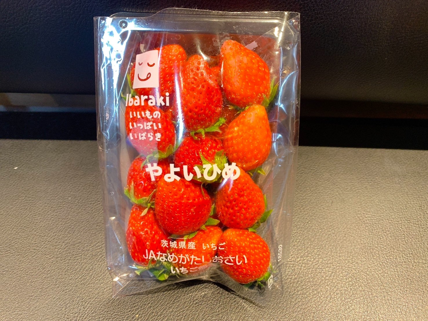 旬到来！】意外と食べたことがないご当地イチゴ、食べ比べ | 無料の
