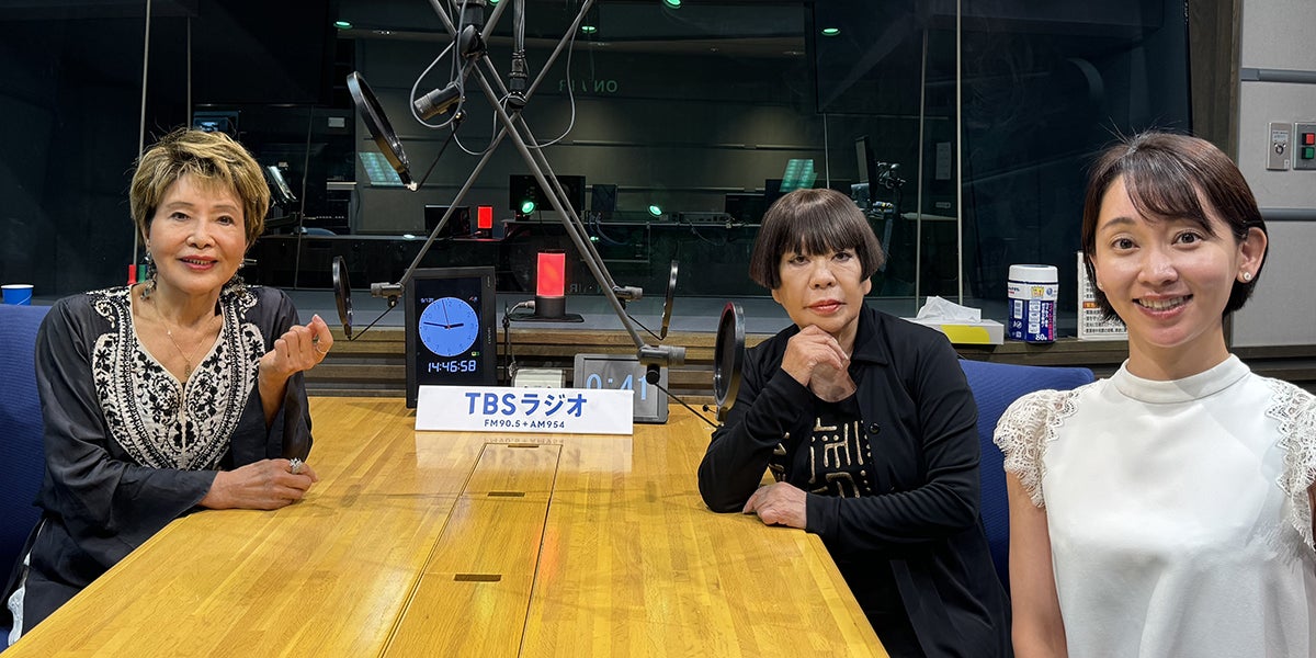 田村能里子、沙壁に憩う、希少画集画、新品額装付、状態良好 画家・壁画家 田村能里子 1号 油絵「想う」(油彩、絵画)(R