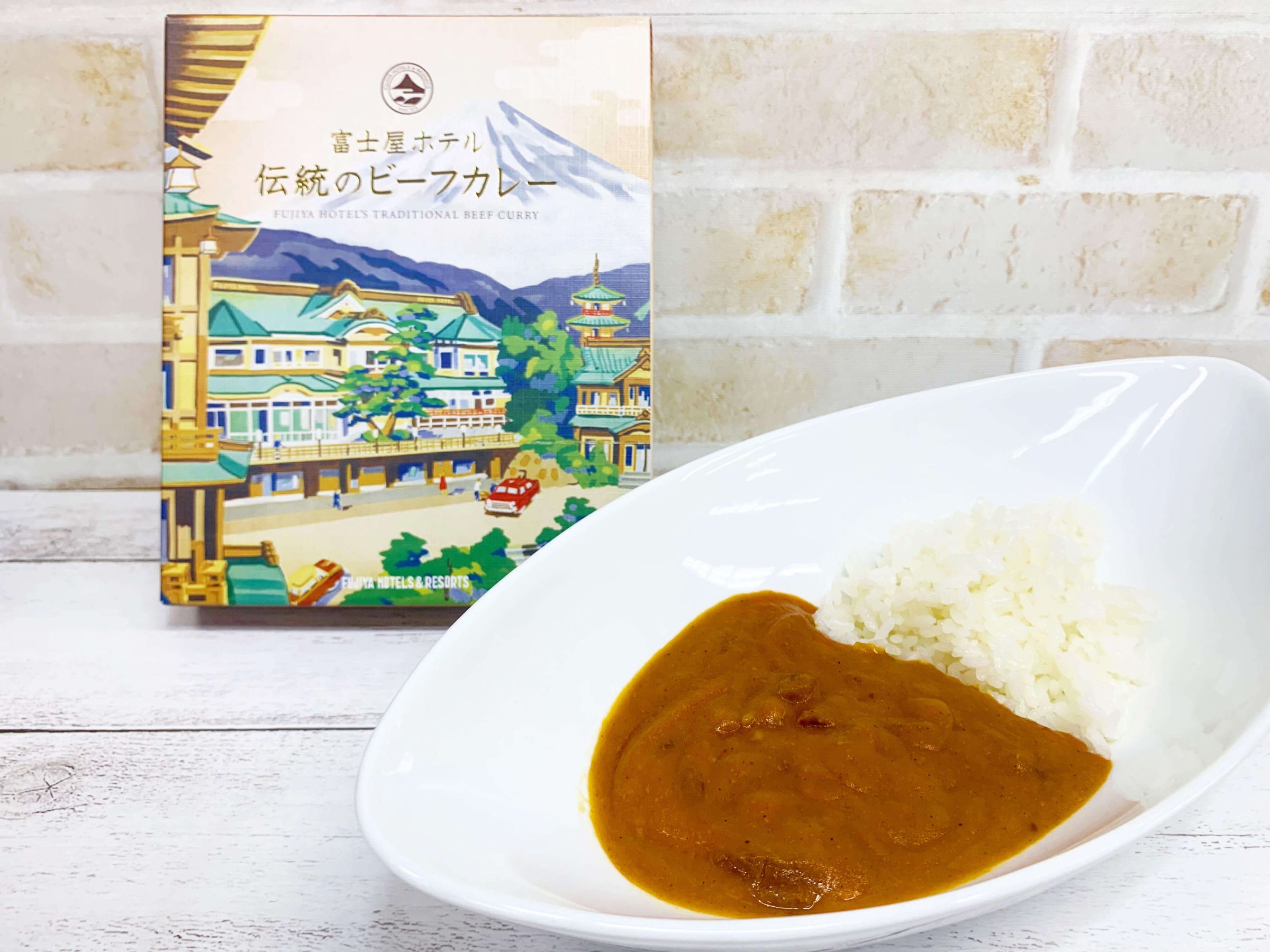 4000食以上のレトルトカレーを食べたプロがイチ押し！一流ホテルカレー