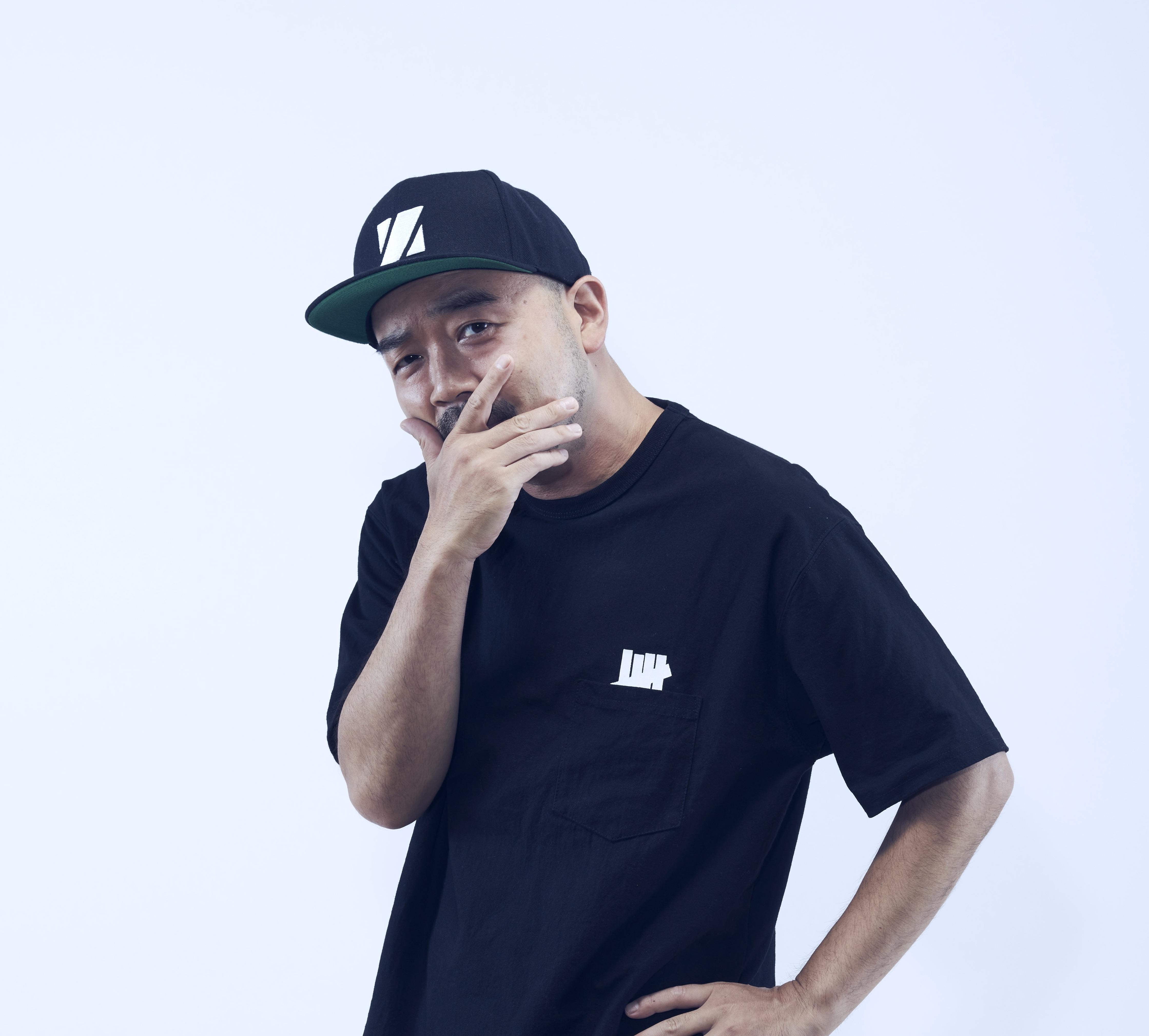 ゴリゴリHIPHOPのDJが、王道の冬J-POPを2枚使いmix【DJ HAZIME】 | TBS