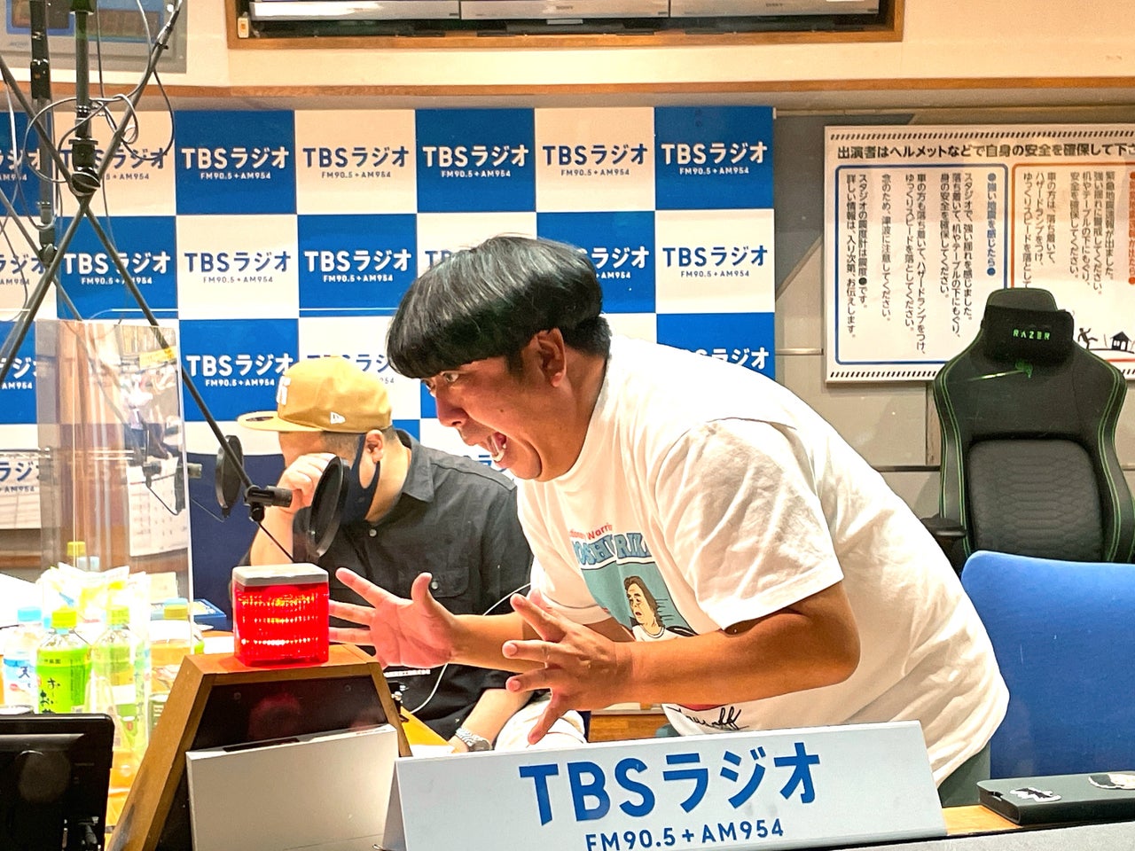 Junk バナナマン 日村のライバルは花火大会 トピックス Tbsラジオ Fm90 5 Am954 何かが始まる音がする