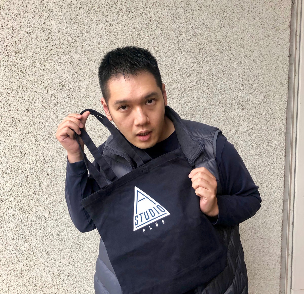 小*黒様 神田松之丞　神田伯山　サイン入り阪神ユニホーム mqdefault.jpg