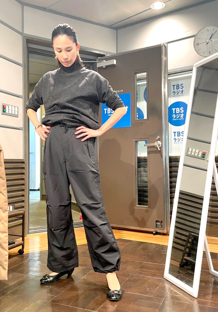 カーゴパンツ”と”パラシュートパンツ”！冬のセールと初売りで、 ぜひ
