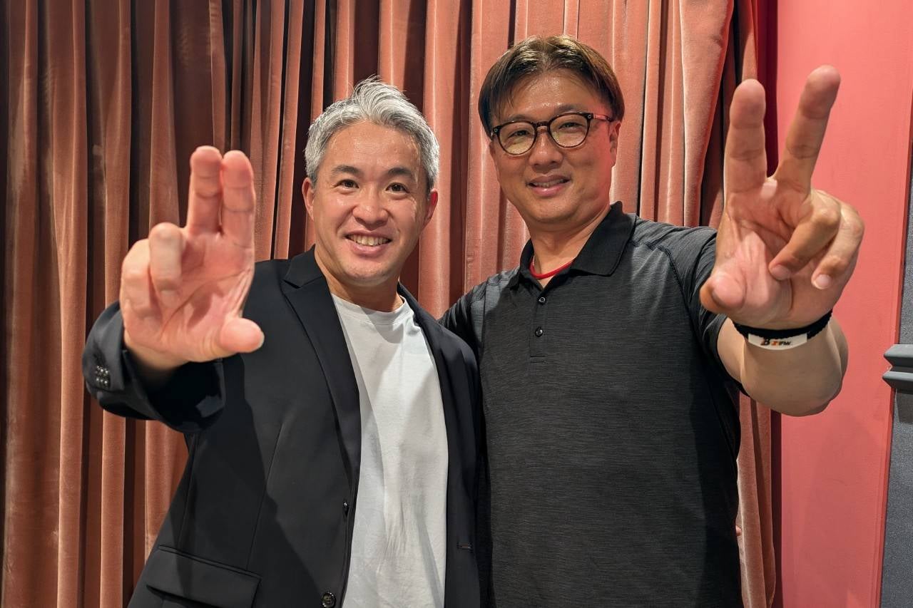 中日ドラゴンズ　岡田監督現役のリバーシブルブラックジャケット 中日ドラゴンズ 岡田監督現役のリバーシブルブラックジャケット