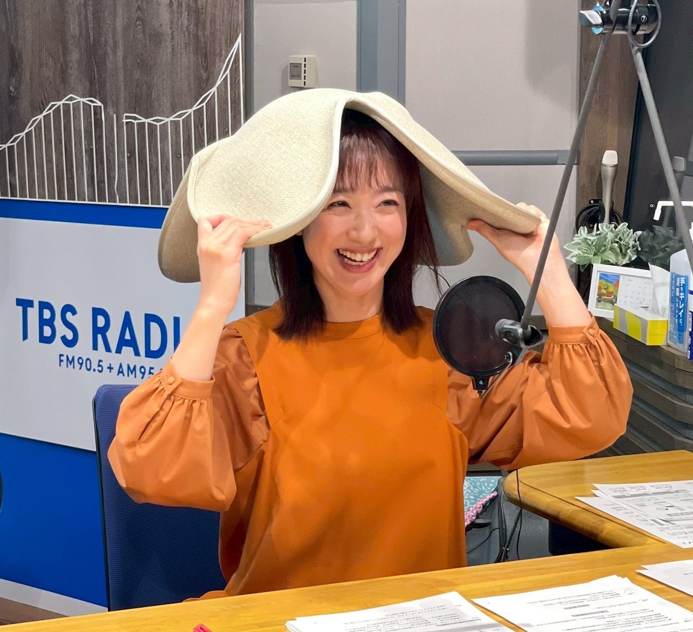 川田裕美アナは、なぜあんなに姿勢がいいのか | TBSラジオ