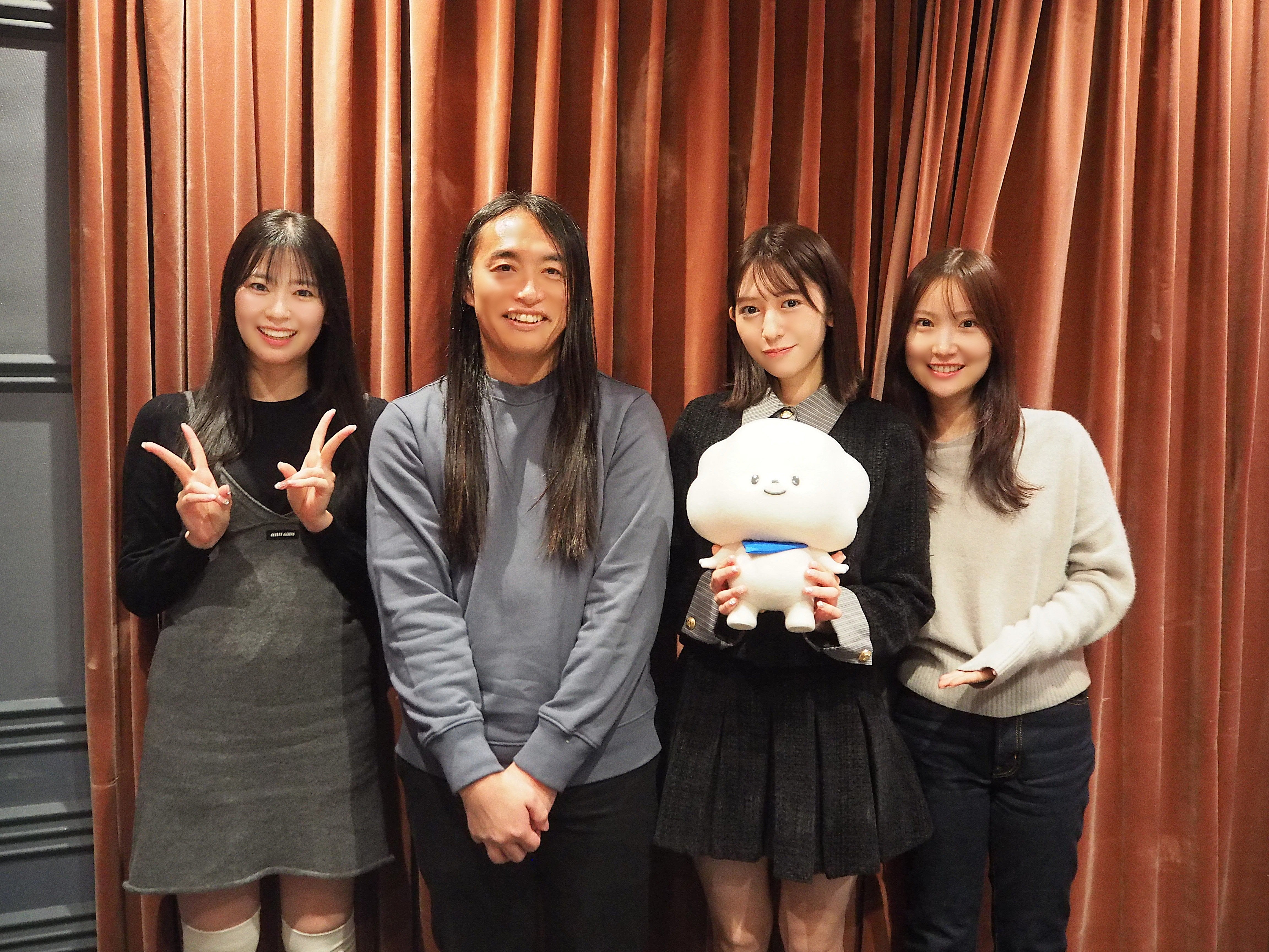 104014_ext_04_0.jpg?width=1200