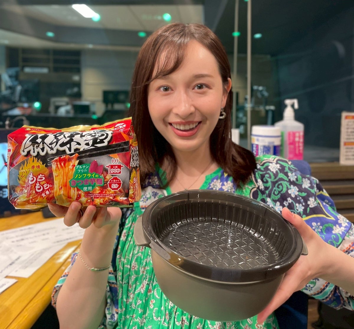 3COINSの便利なヌードルグッズ！推し活ランチにも